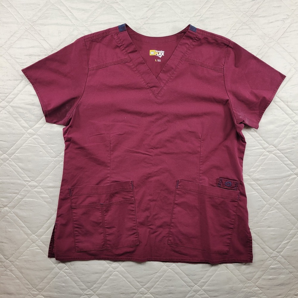 Wonder Flex maroon scrub top w/ a ton of pockets size L